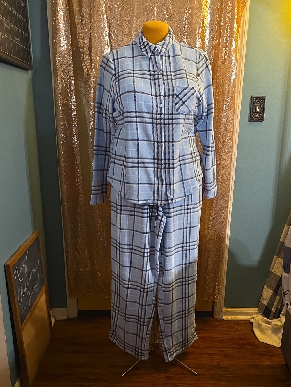 Cuddl Duds Light Blue Plaid Fleece Pajama Set